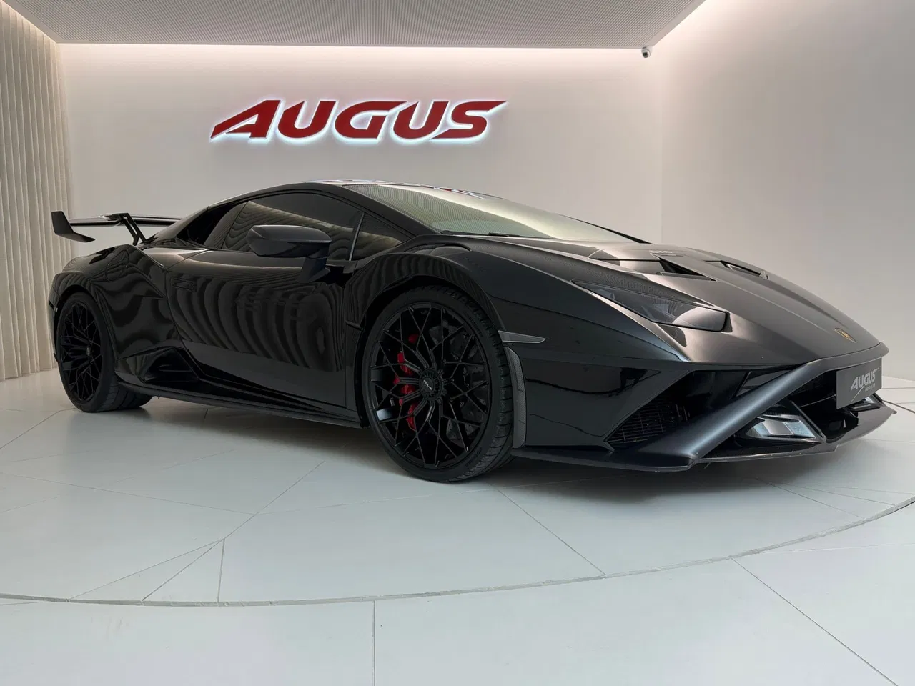 Lamborghini Huracán, 2.123 km, Portugal — Foto 1