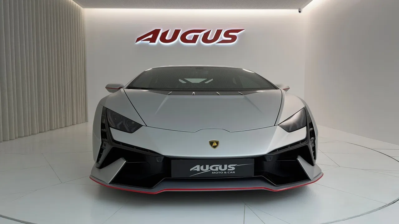 Lamborghini Huracán, 3.582 km, Portugal — Foto 7 z 32