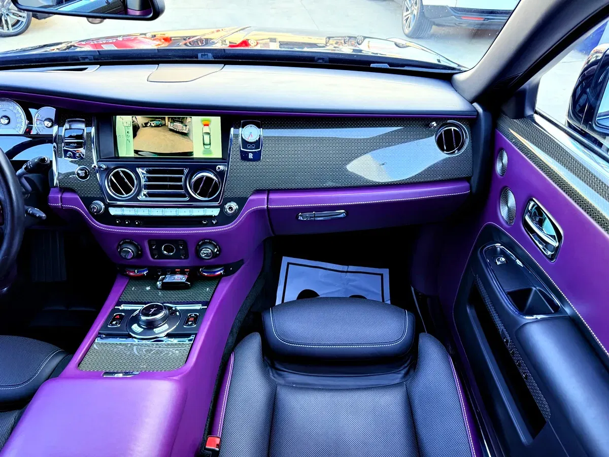 Rolls-Royce Ghost, schwarz, 48.335 km, Portugal — Foto 11 z 40