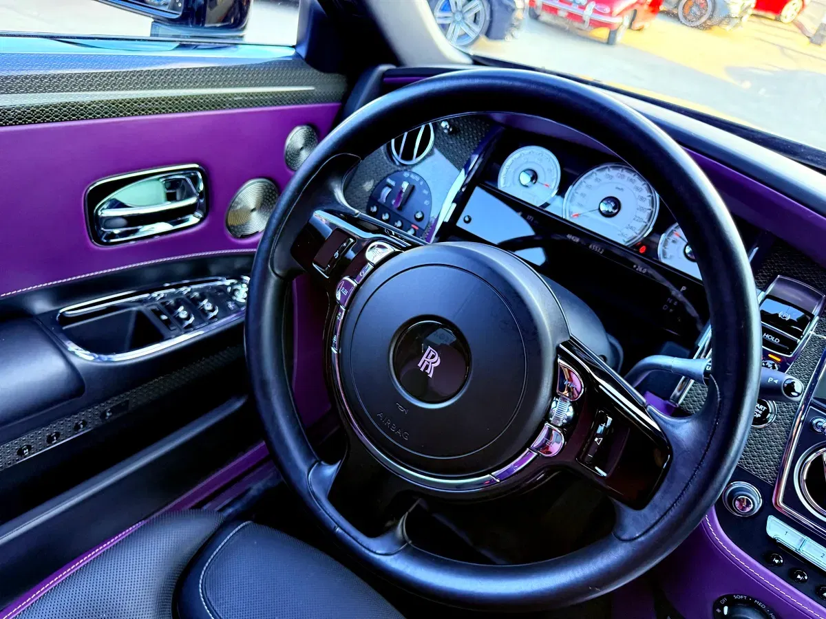Rolls-Royce Ghost, schwarz, 48.335 km, Portugal — Foto 12 z 40