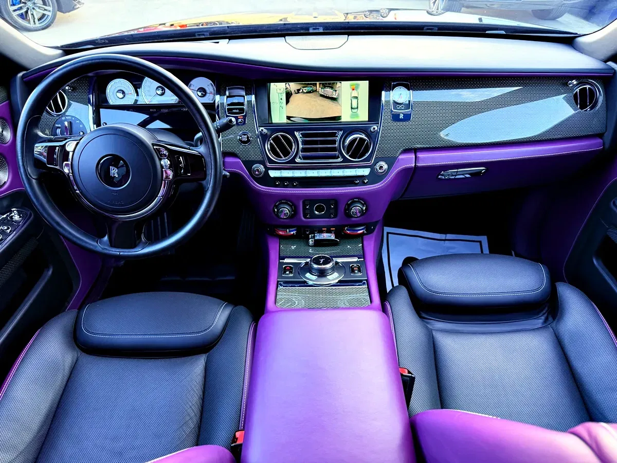 Rolls-Royce Ghost, schwarz, 48.335 km, Portugal — Foto 9 z 40