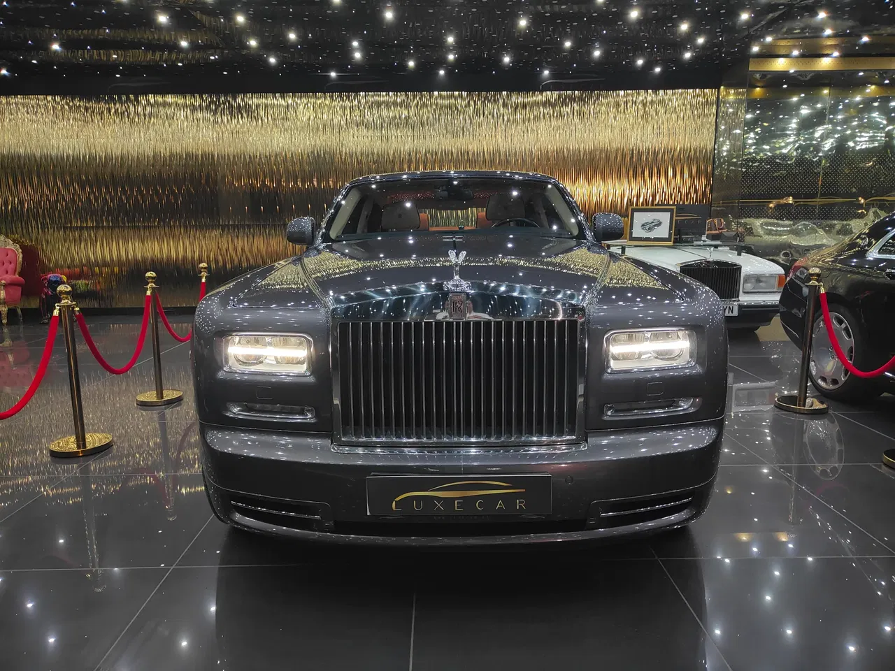 Rolls-Royce Phantom, 179.000 km, Portugal — Foto 2 z 40