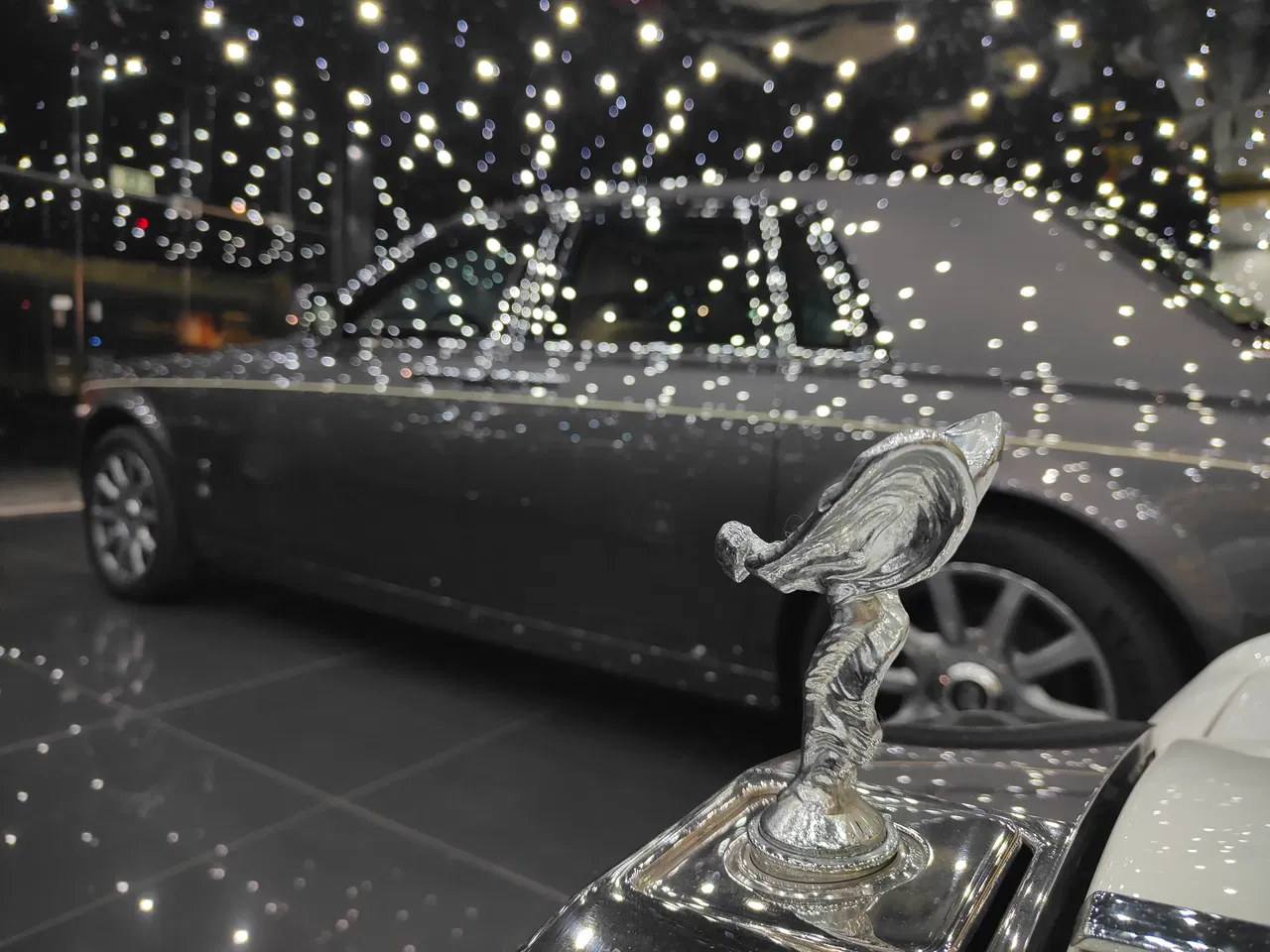 Rolls-Royce Phantom, 179.000 km, Portugal — Foto 7 z 40