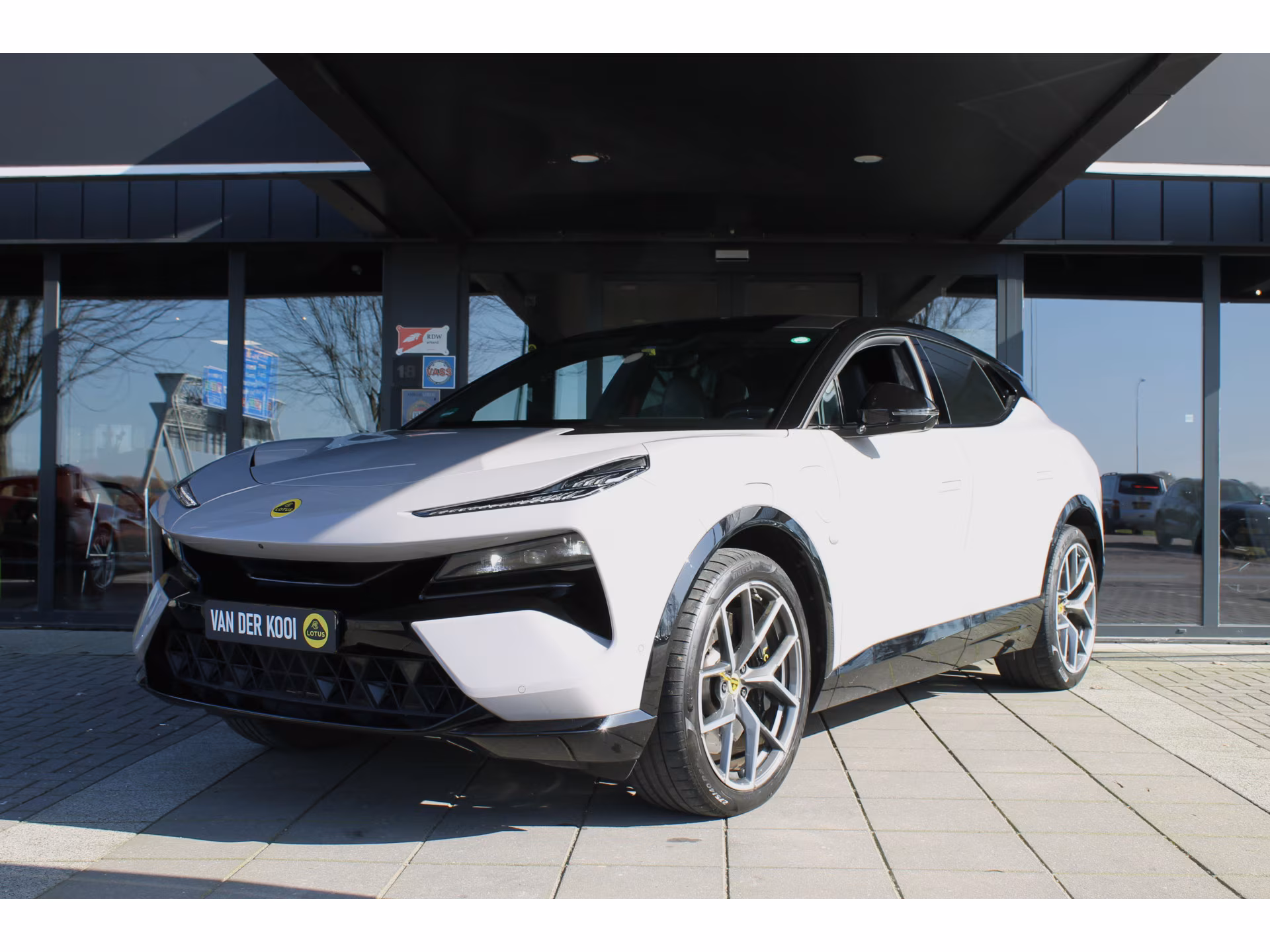 2023 Lotus Eletre, 55.279 km, Niederlande — Foto 1