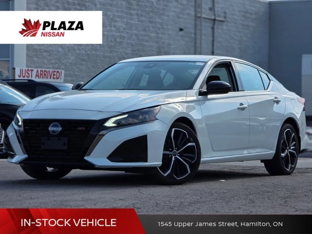2024 Nissan Altima SR, weiß, 36.557 km, Import Kanada — Foto 1