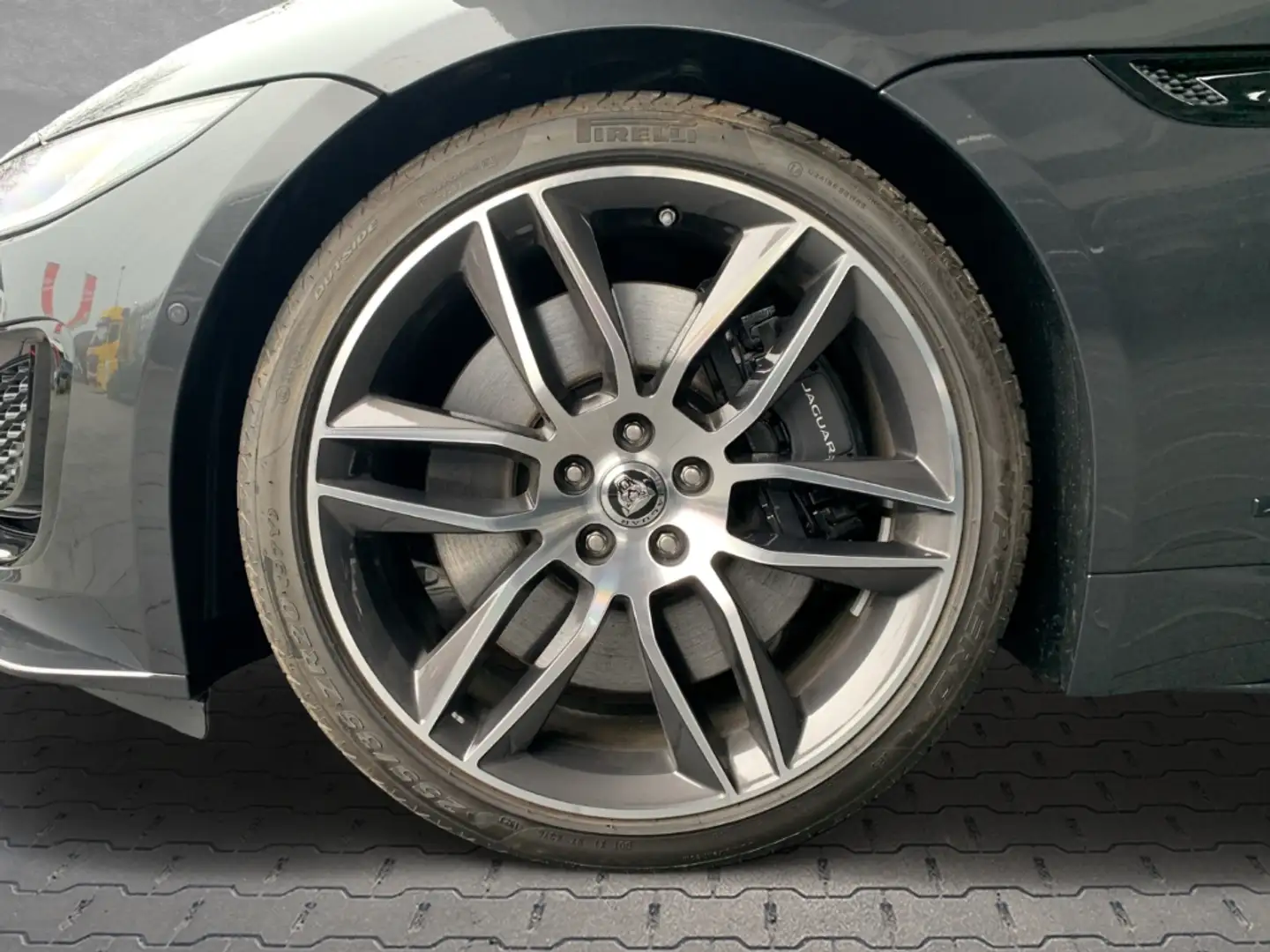 2025 Jaguar F-Type, 510 km, Deutschland — Foto 9 z 12