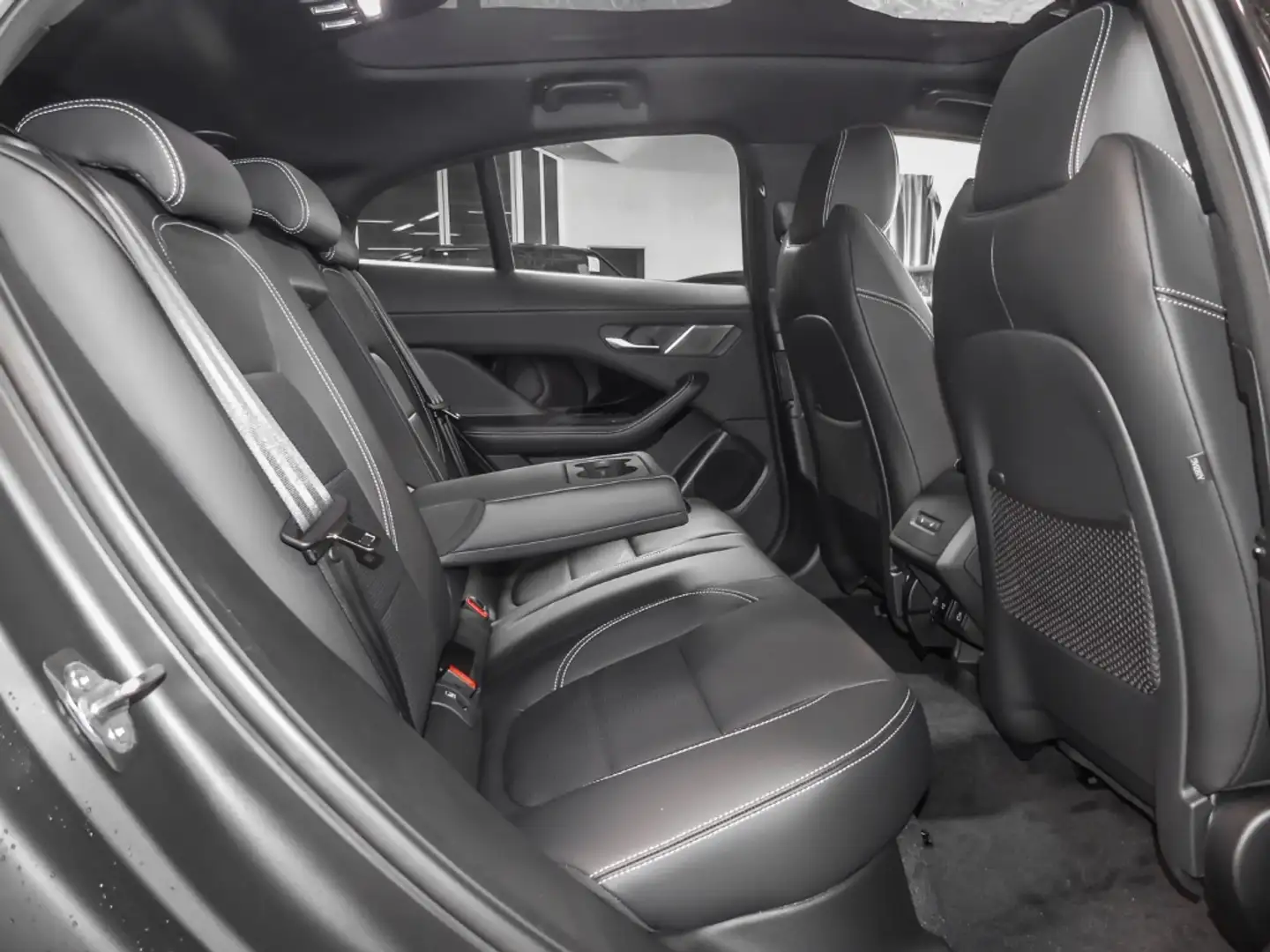 2024 Jaguar I-Pace, 19.850 km, Deutschland — Foto 5 z 12