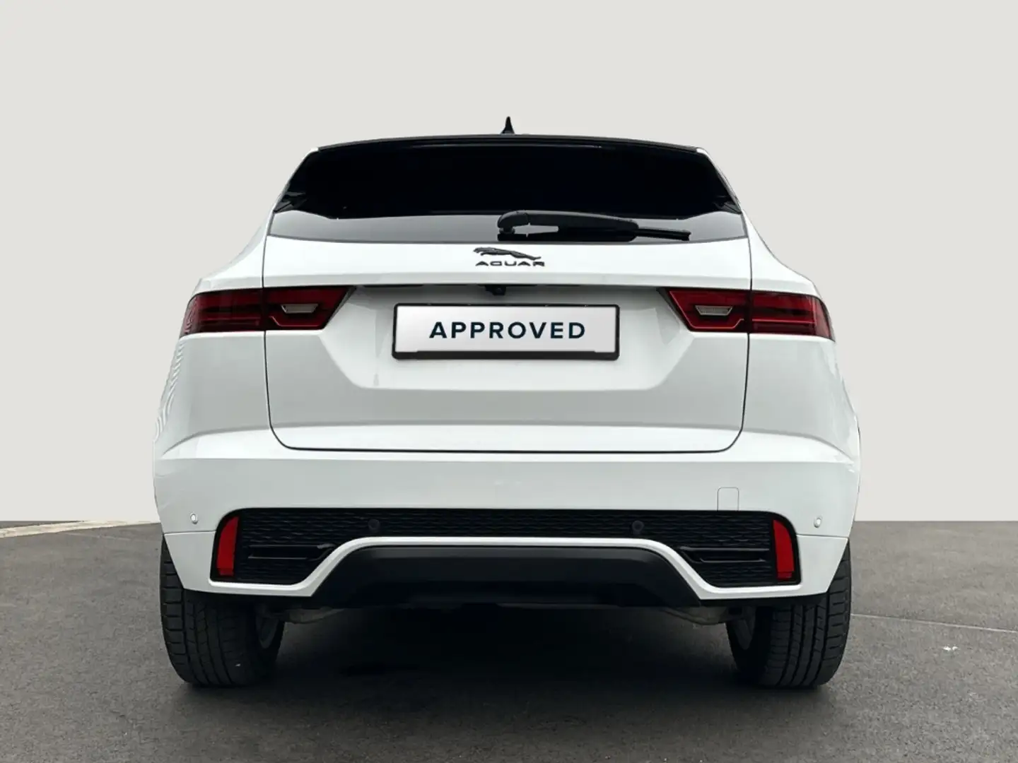 2024 Jaguar E-Pace, 12.900 km, Deutschland — Foto 7 z 12