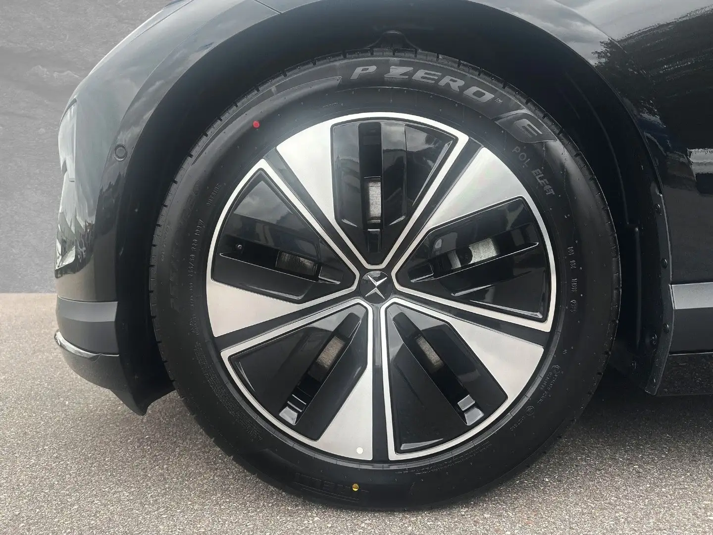 2026 Polestar 4, 1.500 km, Deutschland — Foto 2 z 8