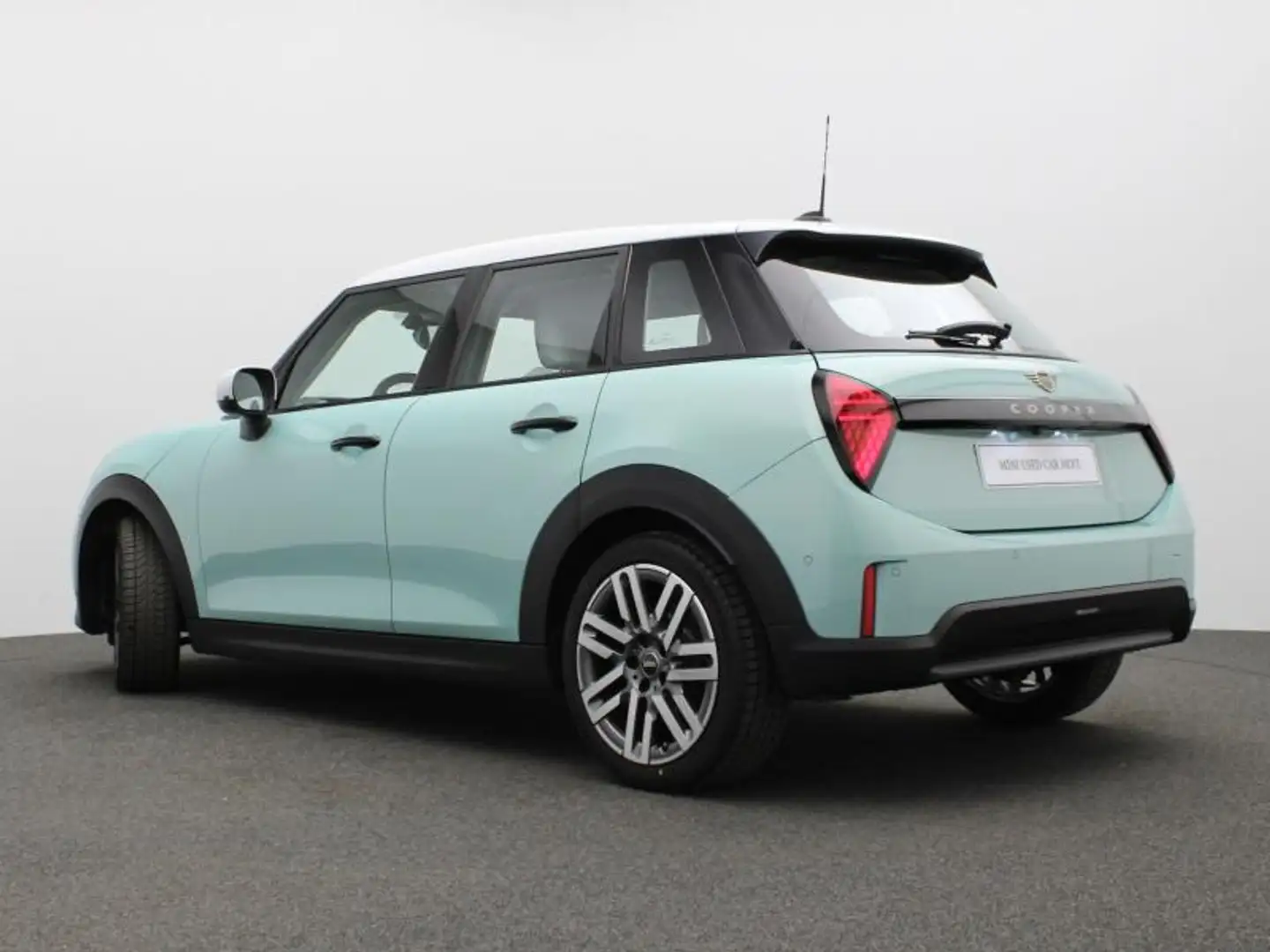 2025 MINI Cooper, 12.590 km, Belgien — Foto 5 z 12