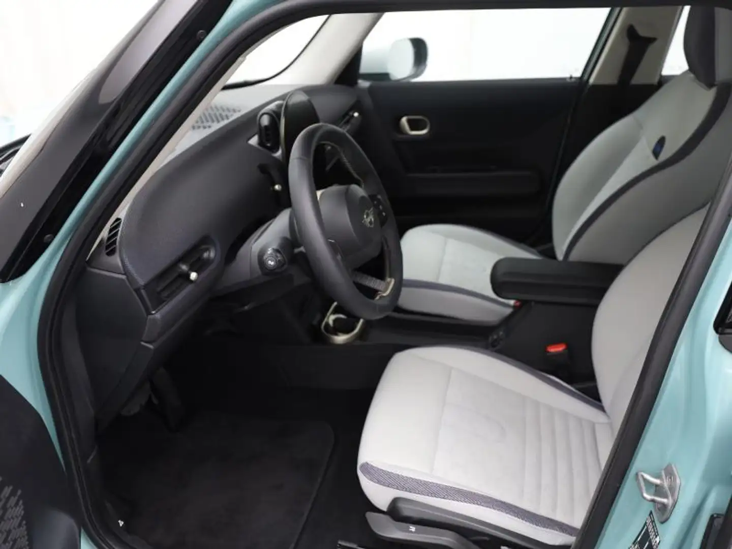 2025 MINI Cooper, 12.590 km, Belgien — Foto 6 z 12