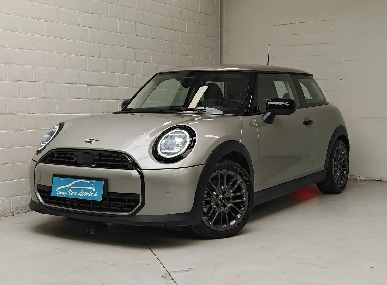 2024 MINI Cooper C, 15.552 km, Belgie — Foto 1
