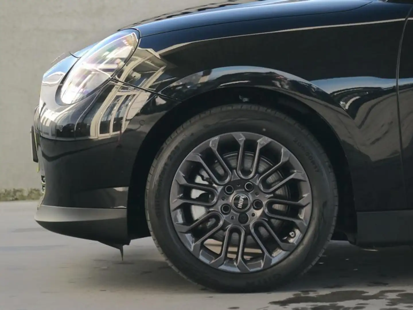 2025 MINI Cooper SE, 9.313 km, Belgien — Foto 8 z 12