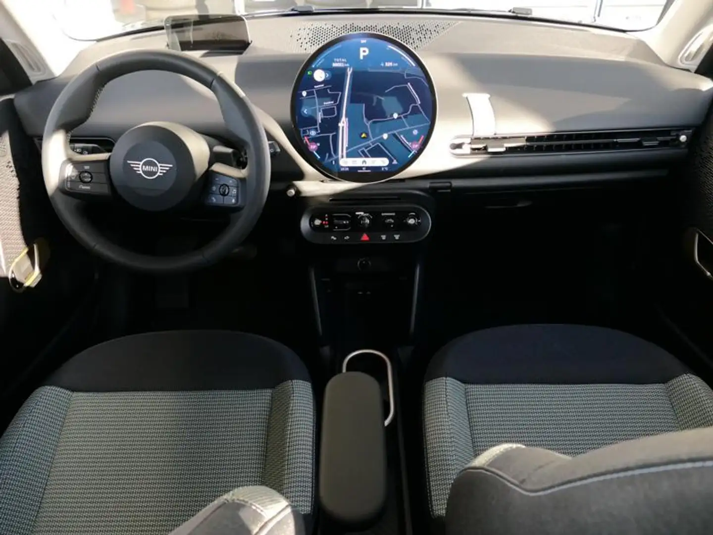 2025 MINI Cooper SE, 8.309 km, Belgien — Foto 11 z 12