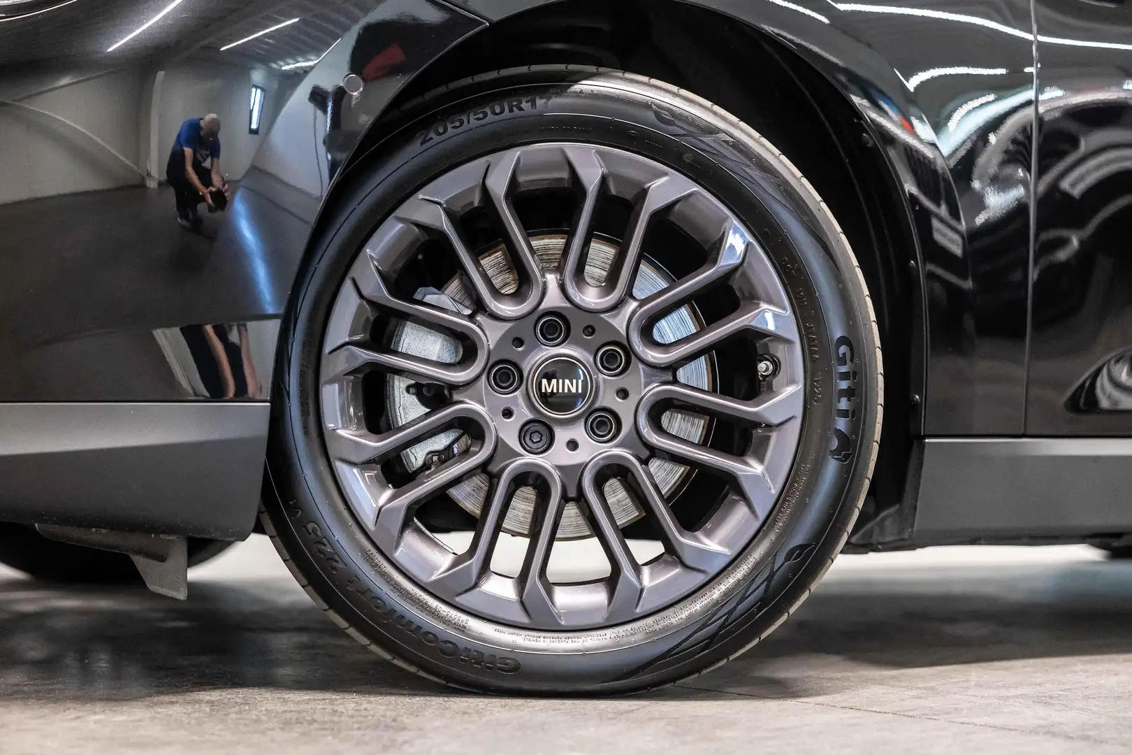 2025 MINI Cooper SE, 9.419 km, Belgien — Foto 9 z 12