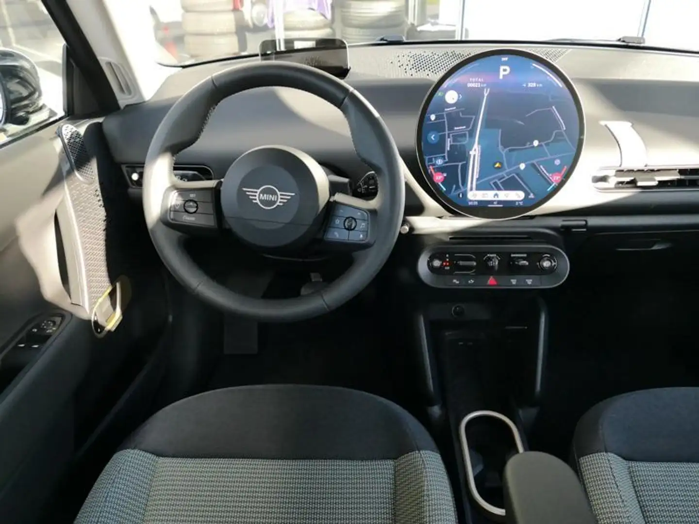 2025 MINI Cooper SE, 8.255 km, Belgien — Foto 7 z 12
