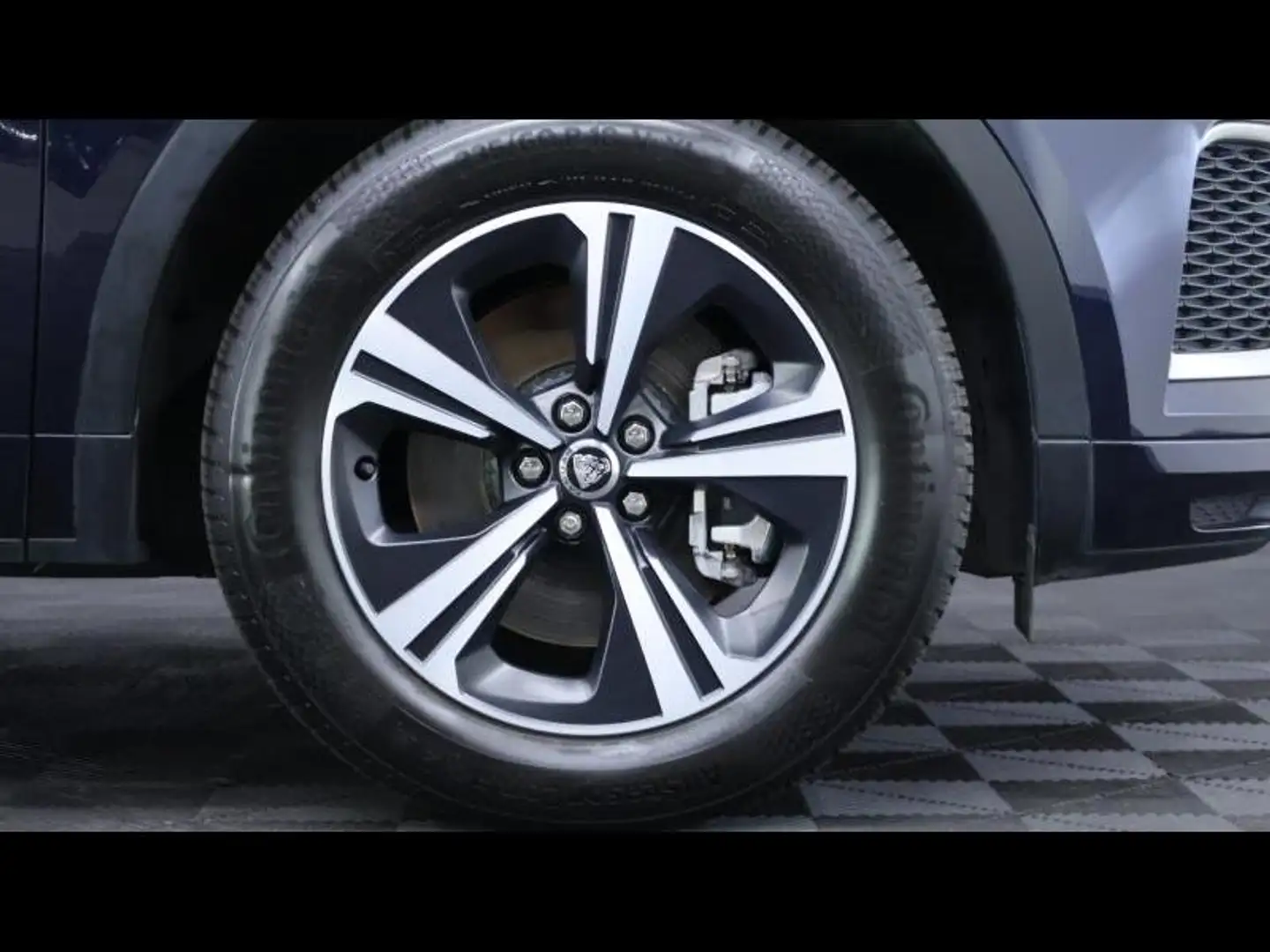 2024 Jaguar E-Pace, 14.866 km, Belgien — Foto 8 z 12