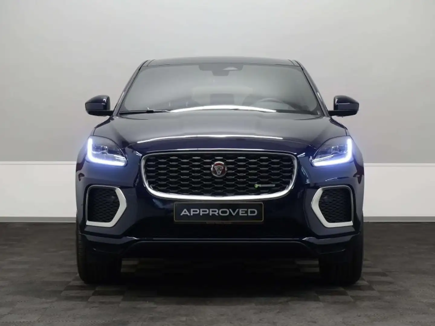 2024 Jaguar E-Pace, 28.570 km, Belgien — Foto 2 z 9
