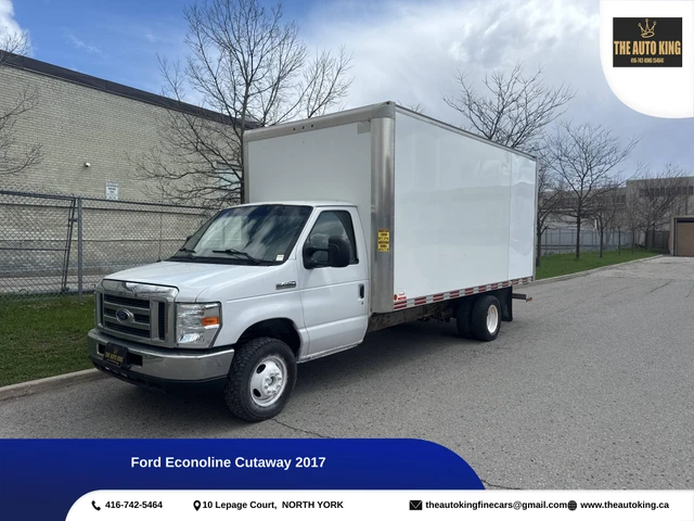 2017 Ford Econoline Cutaway E-450 **** 16ft BOX **** READY FOR WORK, weiß, 207.893 km, Import Kanada — Foto 1