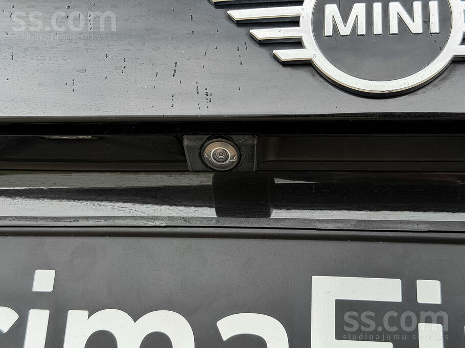 2019 MINI Countryman, Lettland — Foto 8 z 35