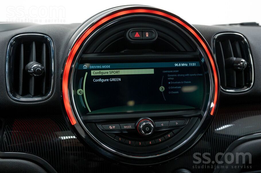 2018 MINI Countryman, 115.000 km, Lettland — Foto 15 z 35