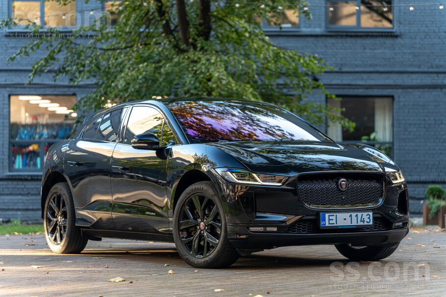 2020 Jaguar E-Type, schwarz, 95.000 km, Lettland — Foto 1