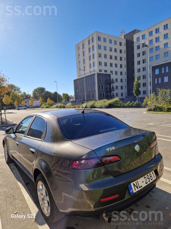 2008 Alfa Romeo 159, Lettland — Foto 3 z 3