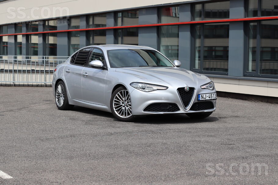 2016 Alfa Romeo Giulia, 126.000 km, Lotyšsko — Foto 1