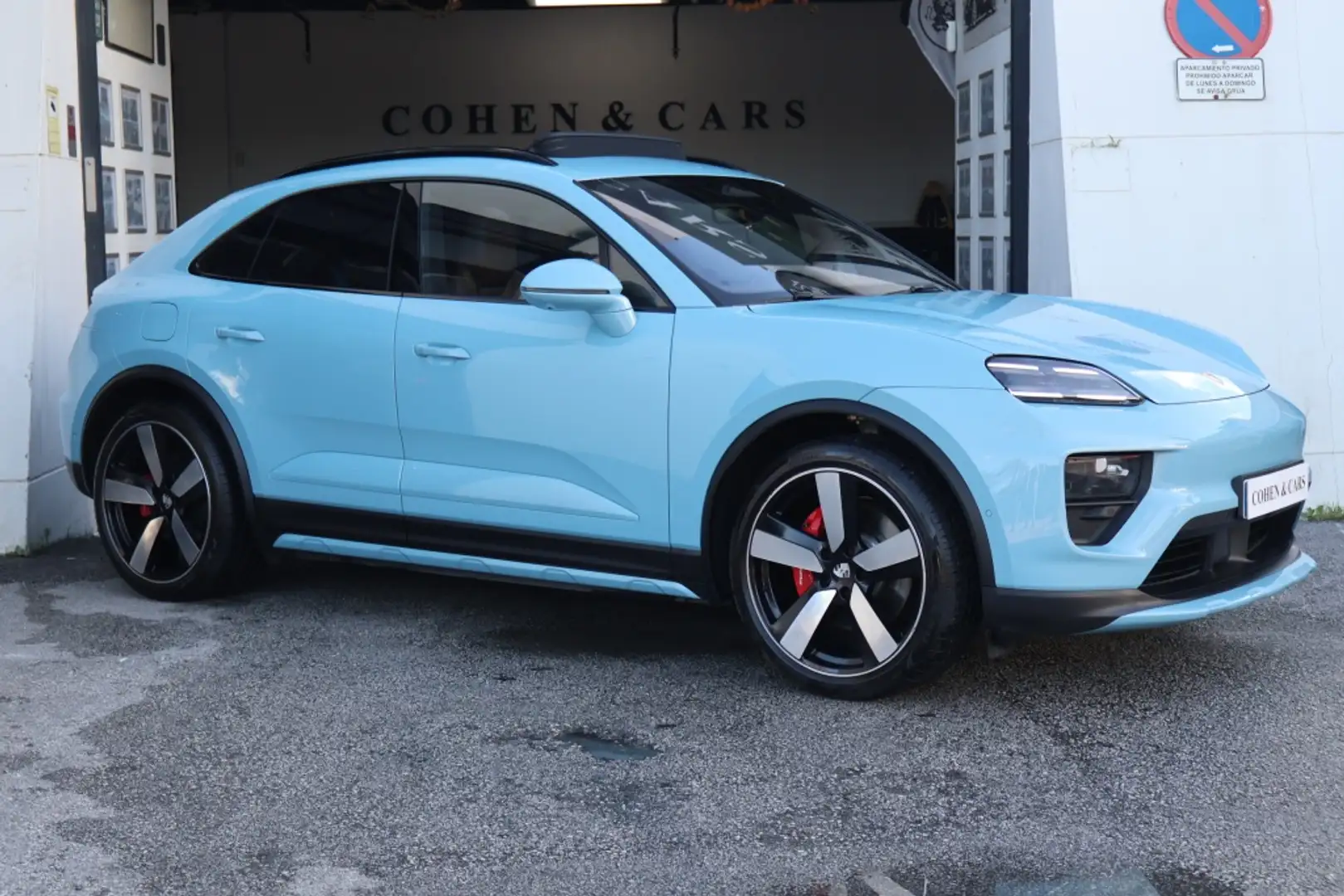2025 Porsche Macan, 11.000 km, Spanien — Foto 4 z 12