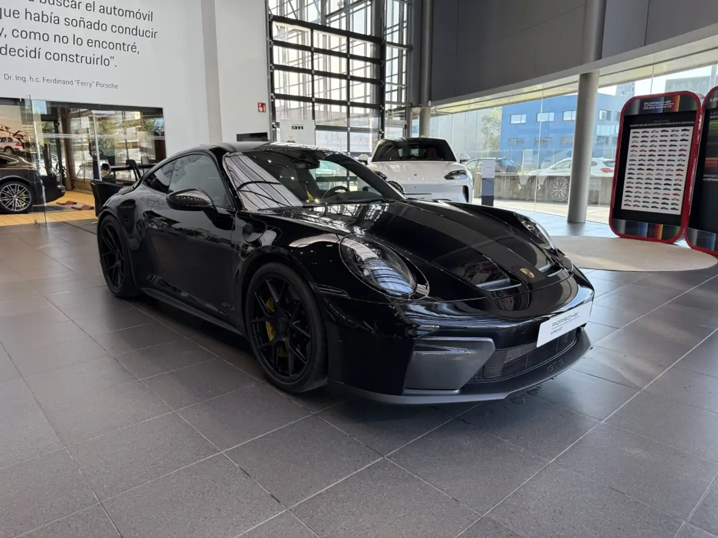 2025 Porsche 992, 10.250 km, Spanien — Foto 9 z 12