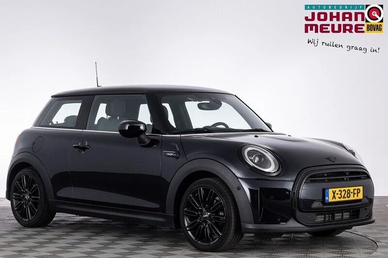 2023 MINI Cooper, Litauen — Foto 1