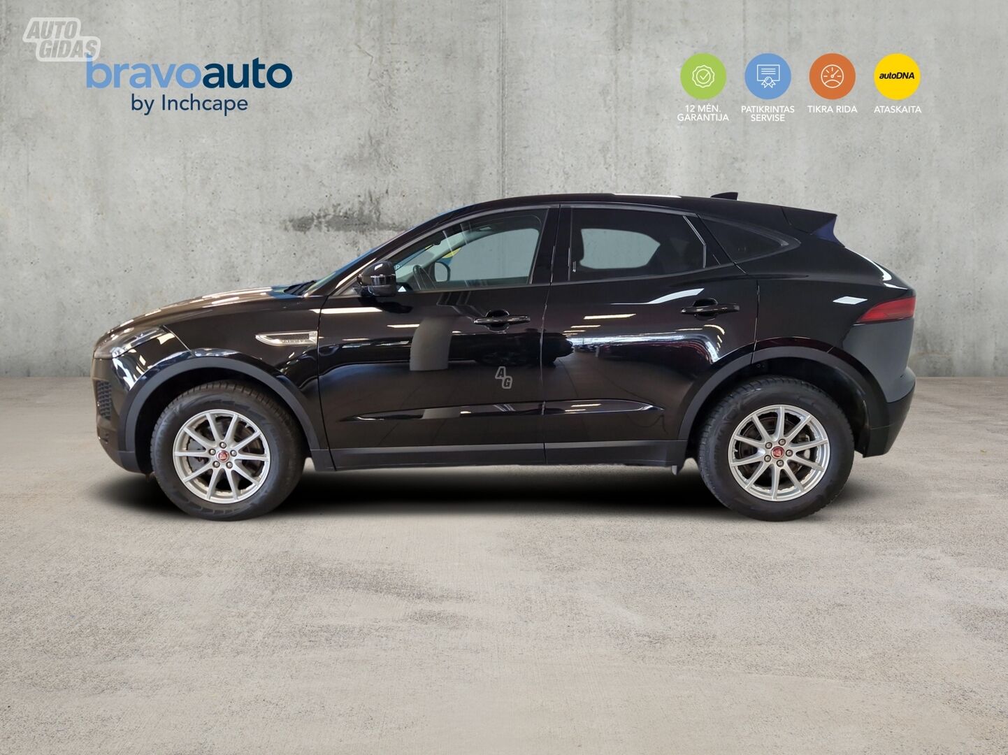 2019 Jaguar E-Pace, Litauen — Foto 1