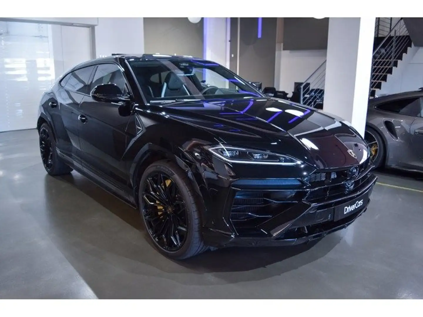 2026 Lamborghini Urus, 10 km, Španělsko — Foto 1