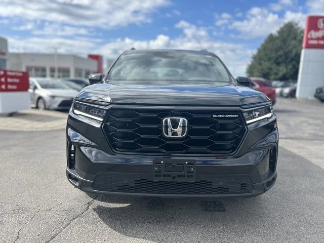 2025 Honda Pilot Black Edition | Low Km's | Leather | Backup Camera | Navigation, schwarz, 13.516 km, Import Kanada — Foto 2 z 20