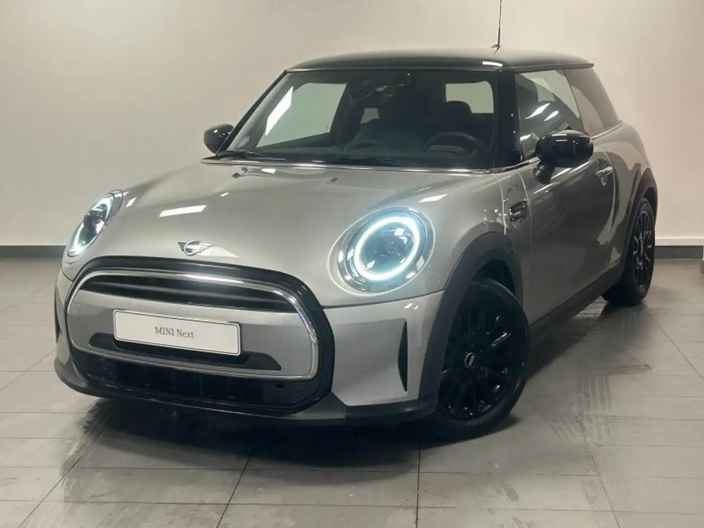 2023 MINI Cooper E, 14.242 km, Francie — Foto 1