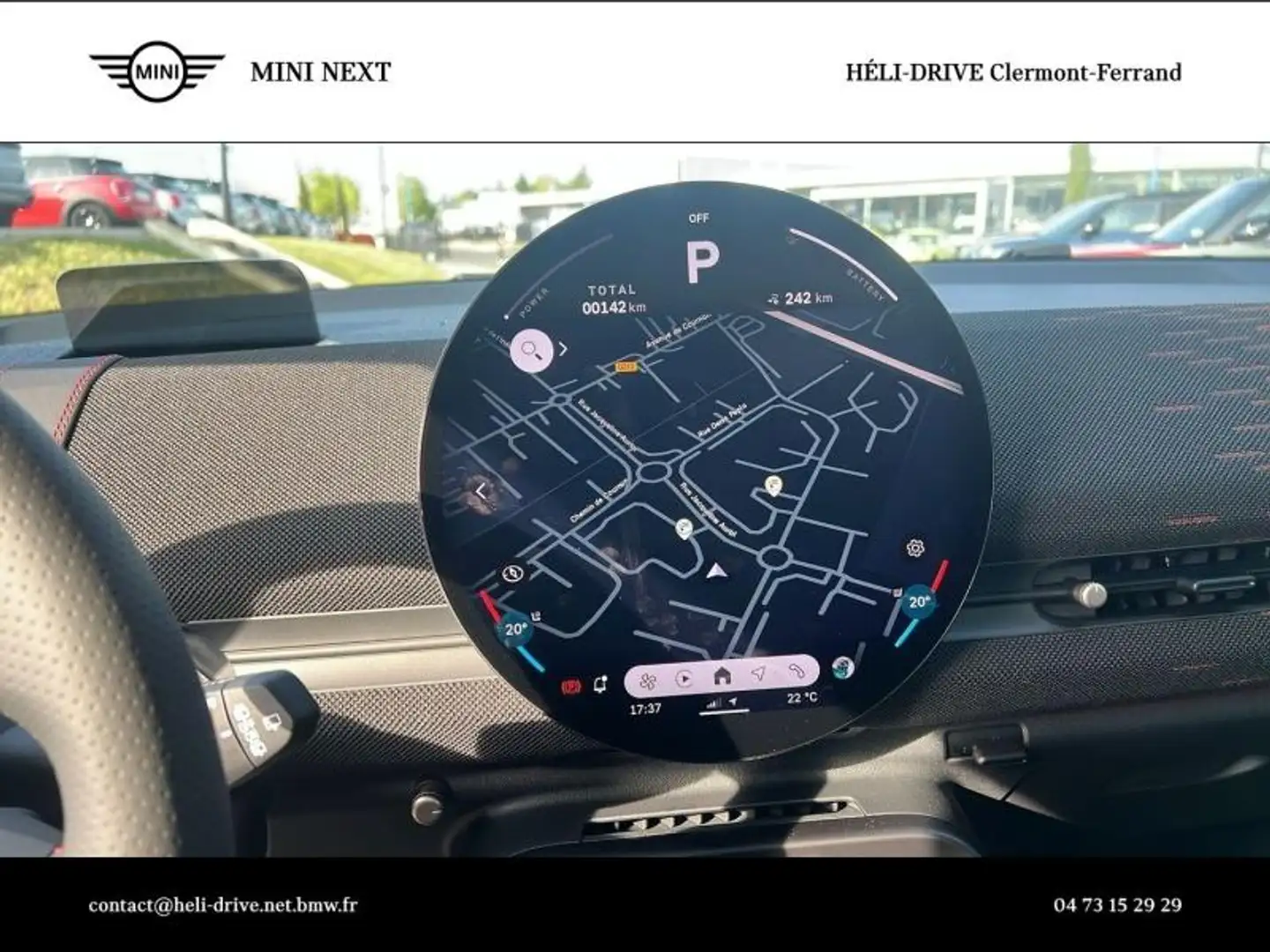 2026 MINI Aceman, 10.000 km, Frankreich — Foto 13 z 20