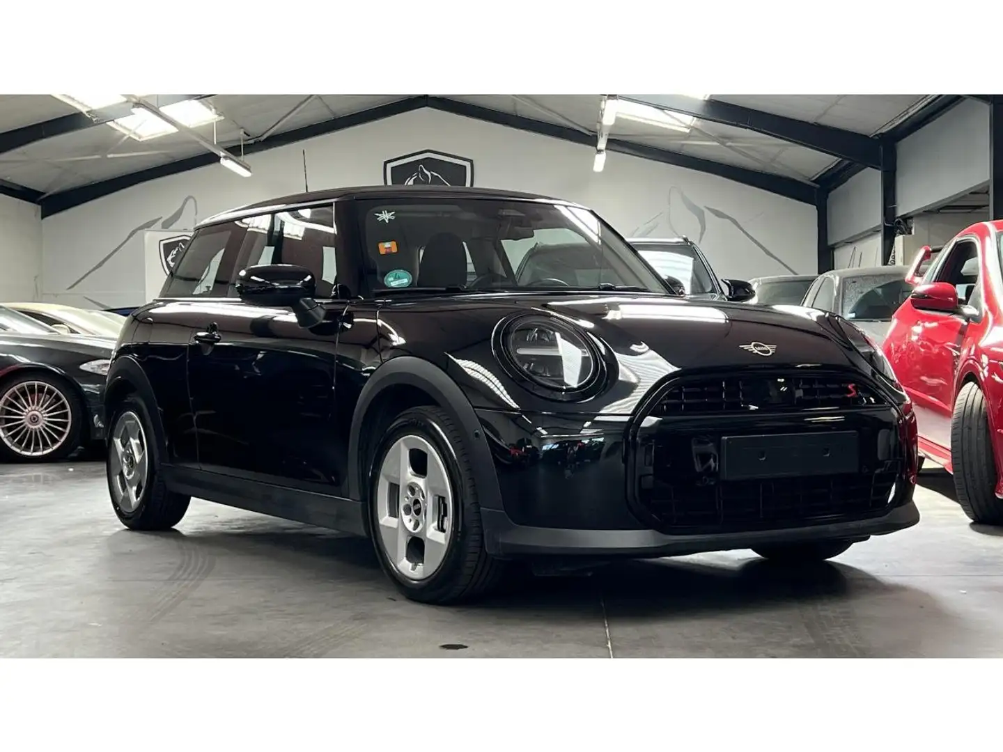 2024 MINI Cooper, 8.350 km, Francie — Foto 1