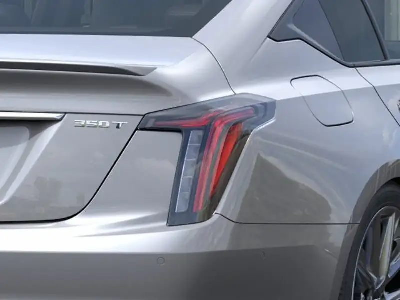 2026 Cadillac CT5 Sport, silber, 0 km, Import Kanada — Foto 3 z 12