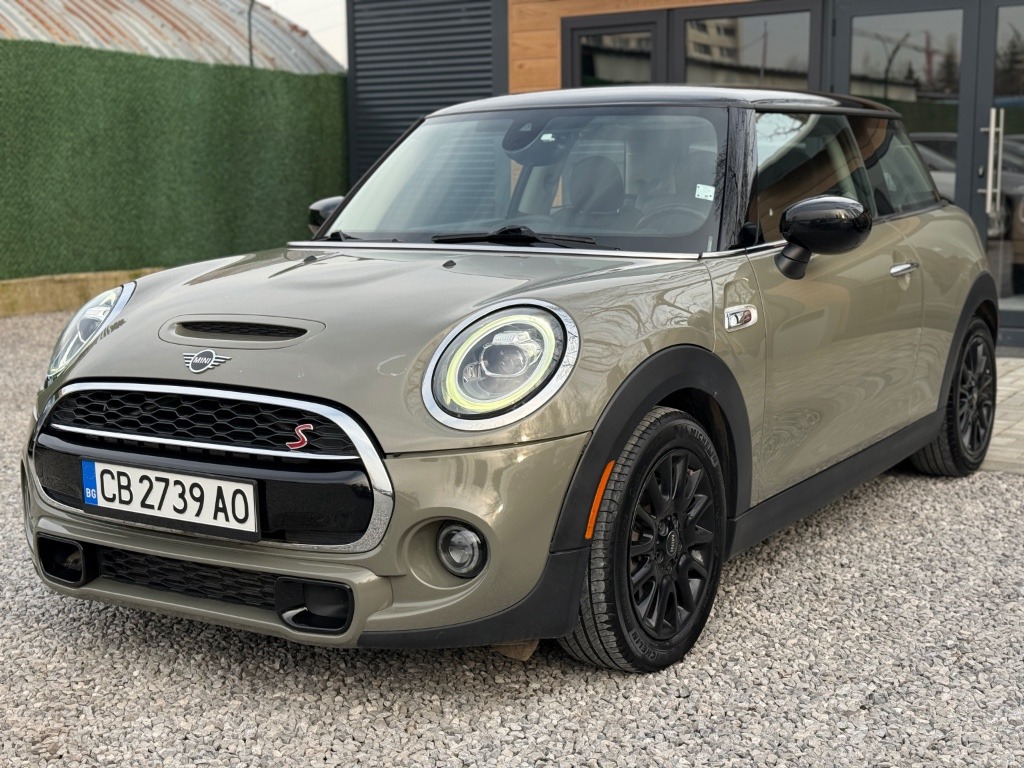 2020 MINI, 166.154 km, Bulharsko — Foto 1