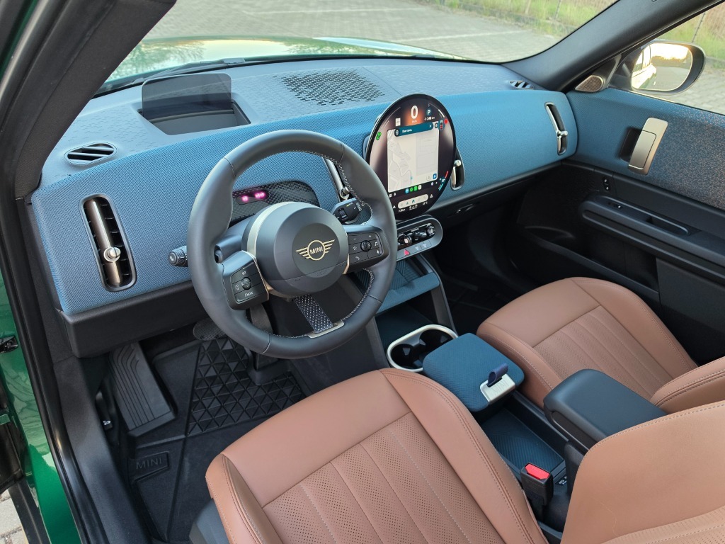 2025 MINI, 19.493 km, Bulgarien — Foto 10 z 15