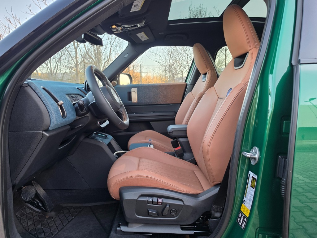 2025 MINI, 19.493 km, Bulgarien — Foto 9 z 15