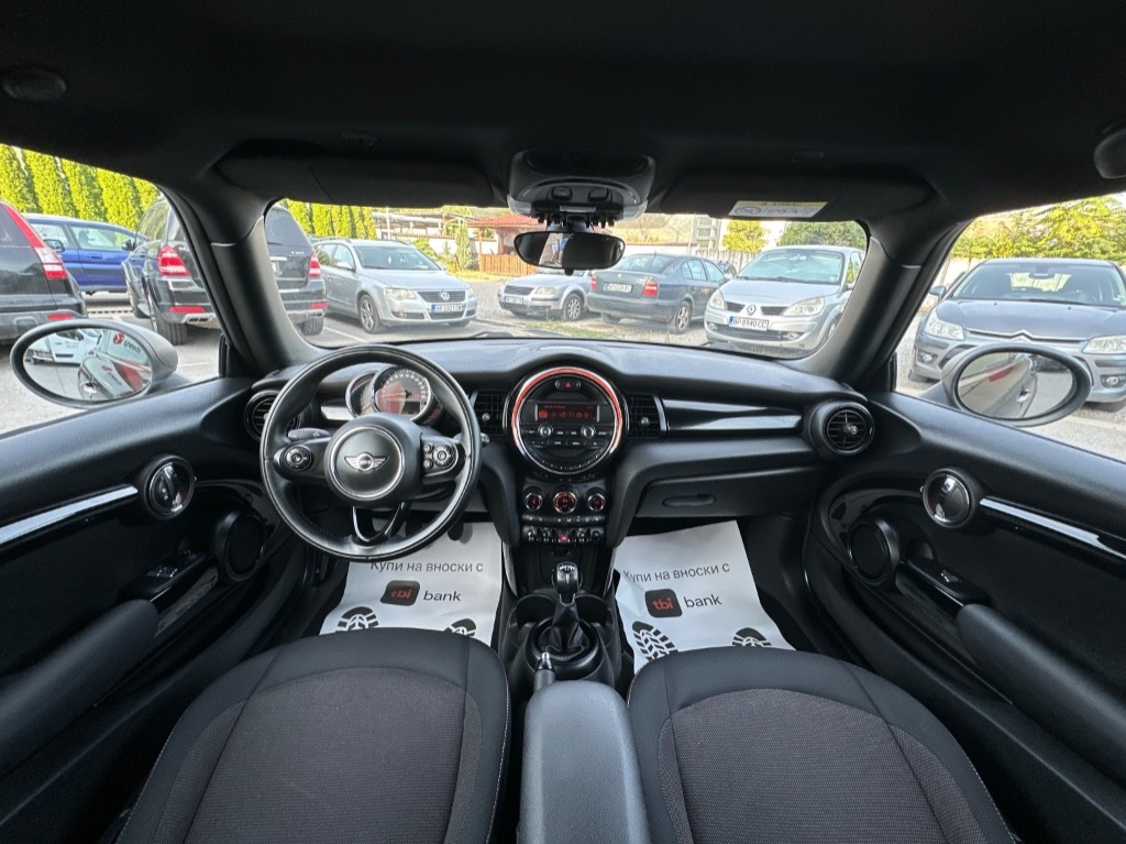 2018 MINI, 120.000 km, Bulgarien — Foto 10 z 15