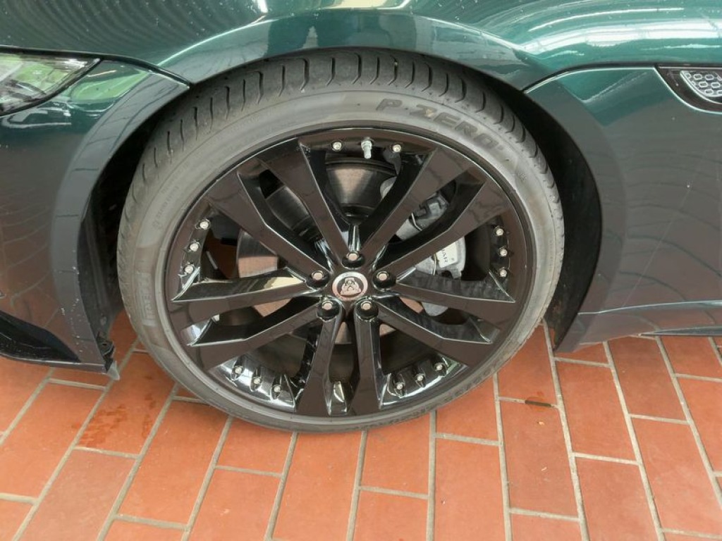 2024 Jaguar, 4.414 km, Bulgarien — Foto 7 z 17