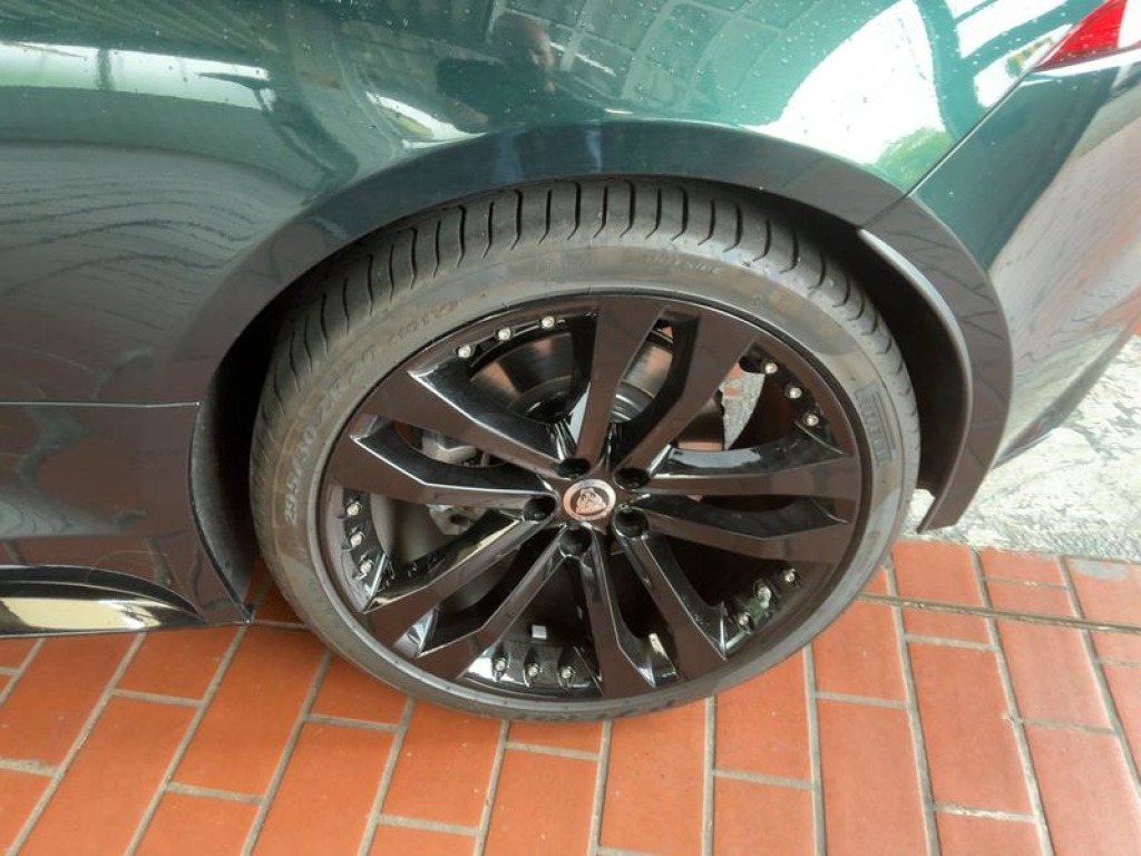 2024 Jaguar, 4.414 km, Bulgarien — Foto 9 z 17