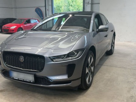 2020 Jaguar, 41.147 km, Bulgarien — Foto 1