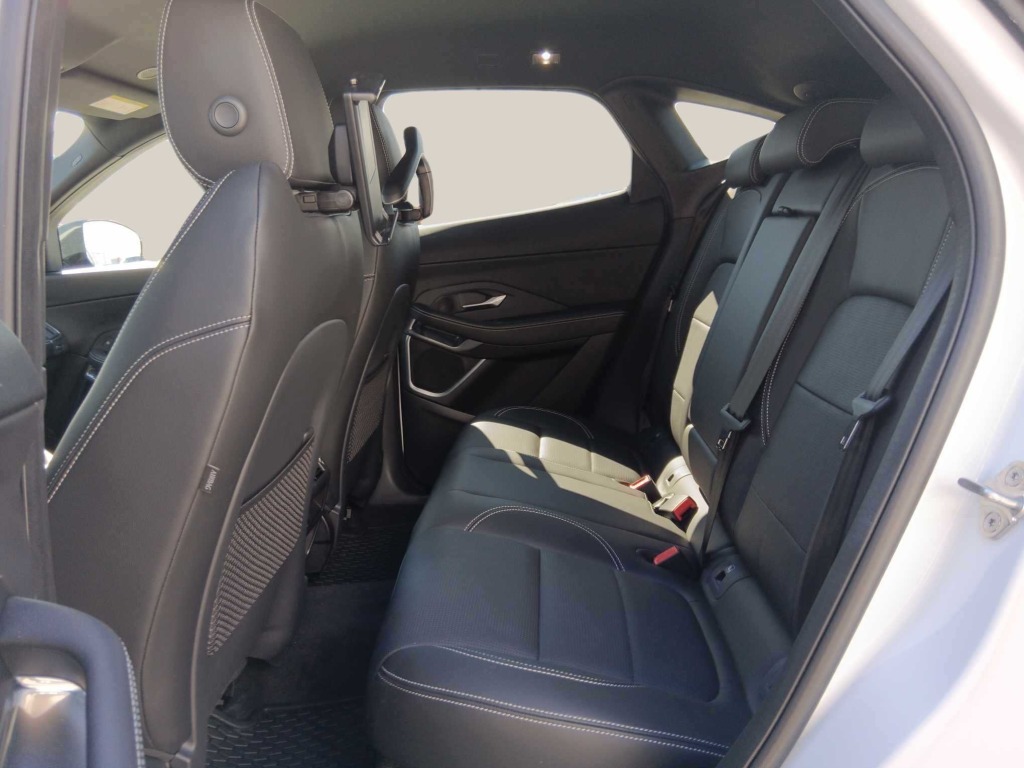 2023 Jaguar, 13.290 km, Bulgarien — Foto 6 z 9