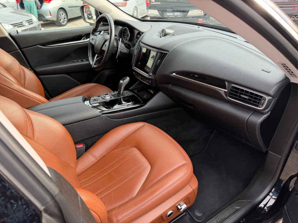 2021 Maserati, 59.000 km, Bulgarien — Foto 12 z 15