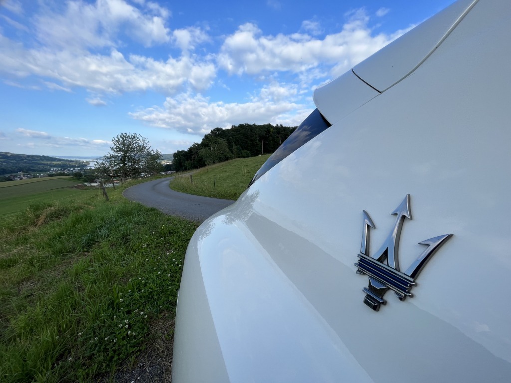 2021 Maserati, 51.000 km, Bulgarien — Foto 9 z 15