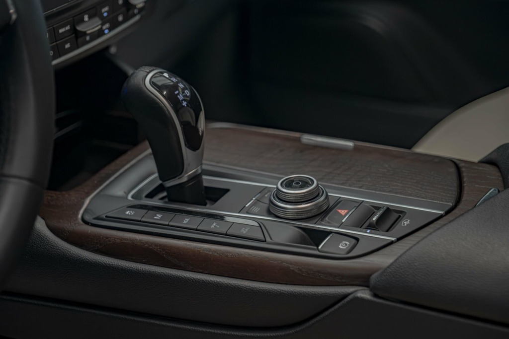 2016 Maserati, 139.000 km, Bulgarien — Foto 10 z 13