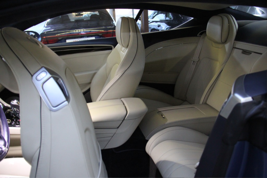2019 Bentley, 47.500 km, Bulgarien — Foto 9 z 12